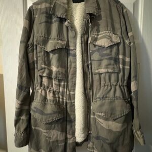 Rails military jacket with fuzzy/soft lining